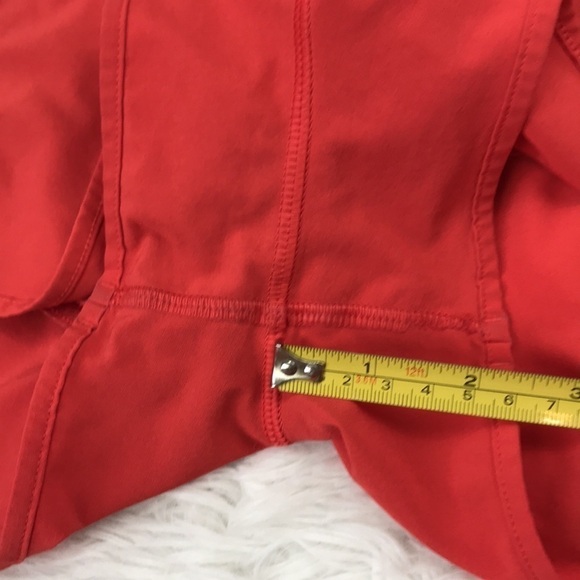 Lululemon Hotty Hot Short *2.5" Alarming - Picture 5 of 12